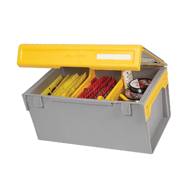Plano Edge 3700 Plastics + Utility Tackle Box PLASE800