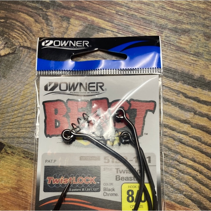 Owner  Beast Twist Lock 8/0 Chrome Black