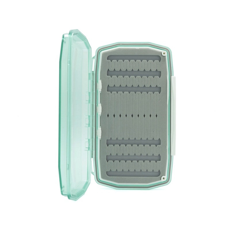 Umpqua UPG Foam WP Flats – Large