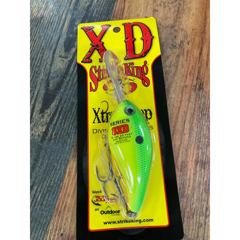 Strike King Pro Model 8XD – Green Back Chartreuse