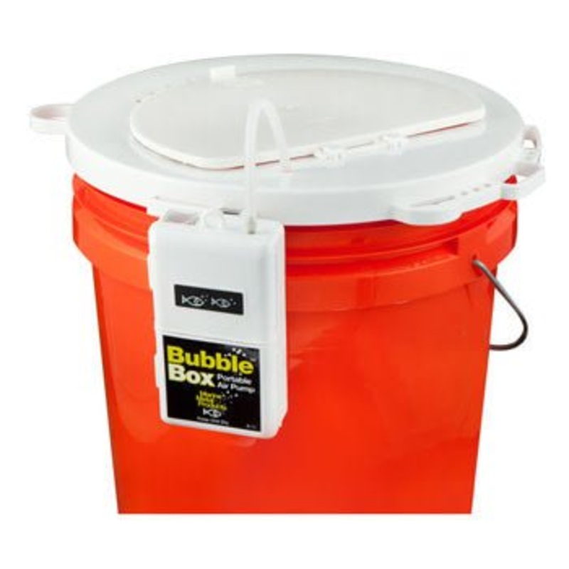 Marine Metal 5 Gallon Bucket w/Aerator Lid