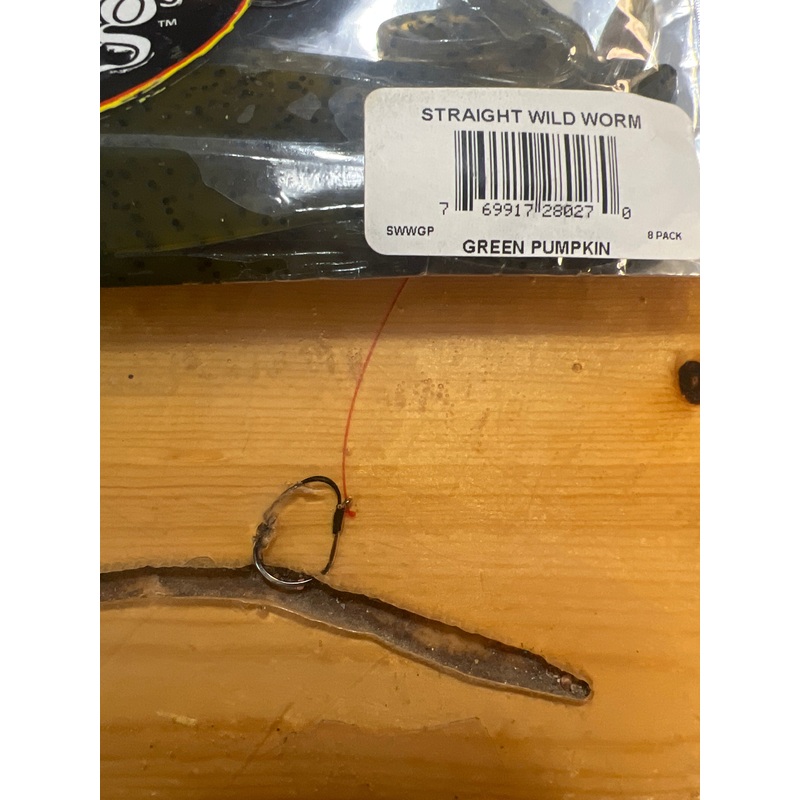 V&M Straight Wild Worm -Green Pumpkin