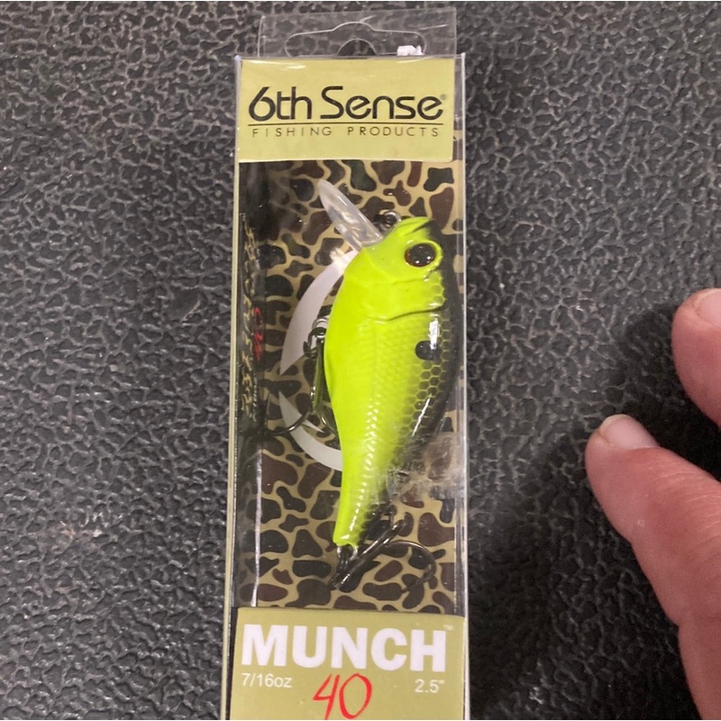 6th Sense Munch 40 – 7/16 oz. 2.5″ Chartreuse Black Back