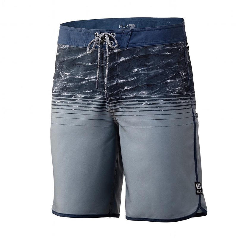 Huk Men’s Classic 20″ Boardshort Soild – Sargasso Sea