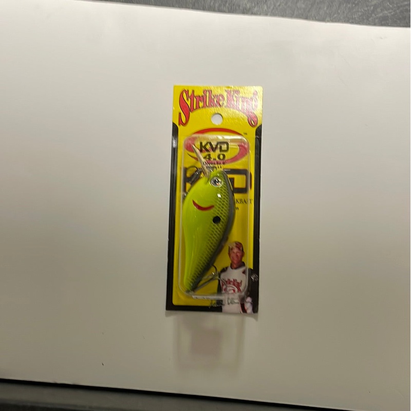 Strike King KVD 4.0 Dives to 6 Black Blue Chartreuse
