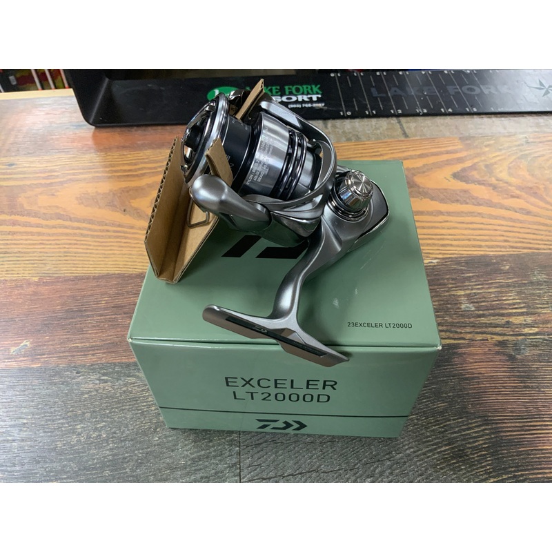 Daiwa Spinning Reel Exceler LT 2000D R/L 5BB 5:3:1