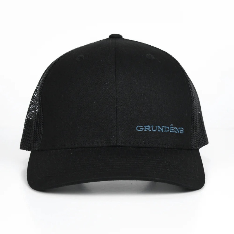 Grundens – Offset Embroidered Logo Trucker Hats