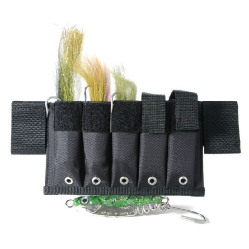Aquaskinz Bucktail and Tin Holster