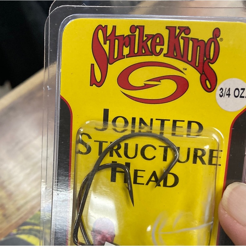 Strike King 3/4 oz jointed head jig