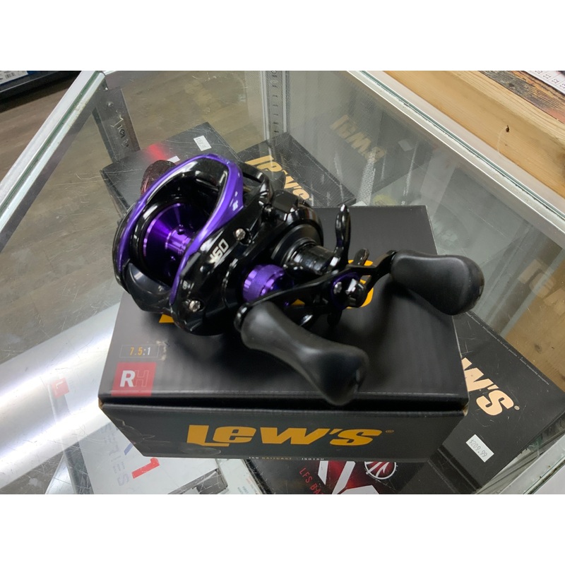 Lews ISO – ISO1SH – Baitcast 7:5:1 RH – Purple